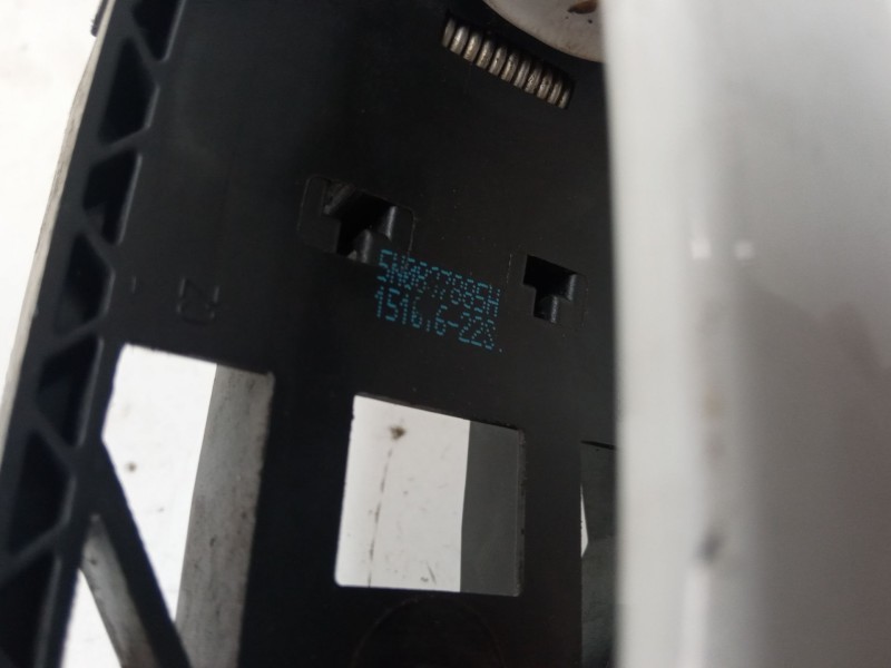 Recambio de maneta exterior puerta delantera izquierda para skoda yeti (5l) 2.0 tdi referencia OEM IAM   