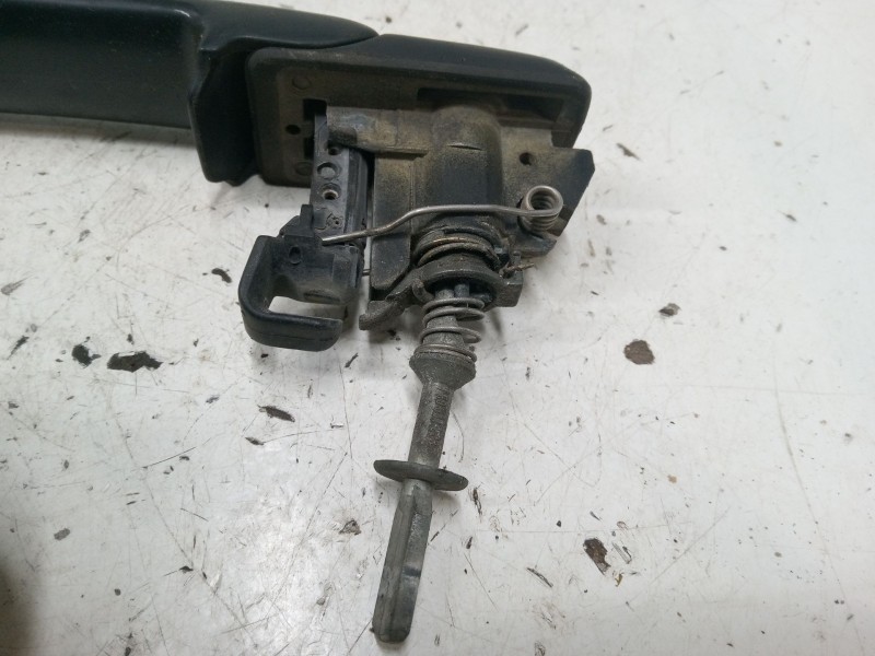 Recambio de maneta exterior puerta delantera izquierda para volkswagen vento (1h2) 1.9 sdi referencia OEM IAM   