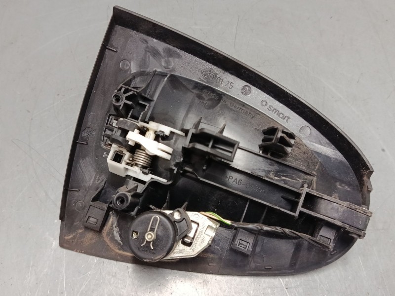 Recambio de maneta exterior puerta delantera izquierda para smart fortwo coupé (451) 1.0 (451.330, 451.334) referencia OEM IAM  