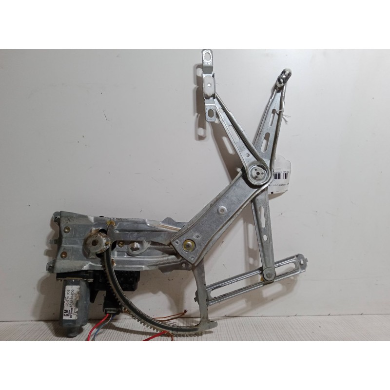 Recambio de elevalunas electrico delantero izquierdo para opel zafira a monospace (t98) 1.6 16v (f75) referencia OEM IAM 9057935
