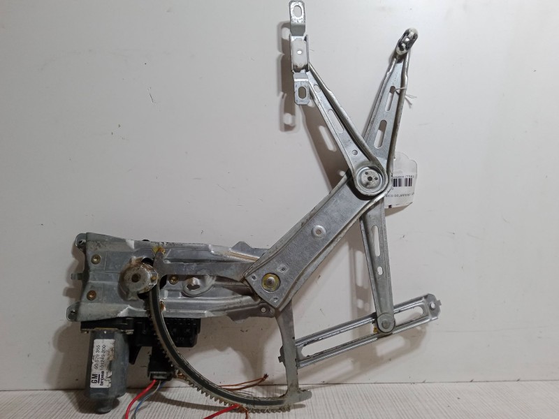 Recambio de elevalunas electrico delantero izquierdo para opel zafira a monospace (t98) 1.6 16v (f75) referencia OEM IAM 9057935