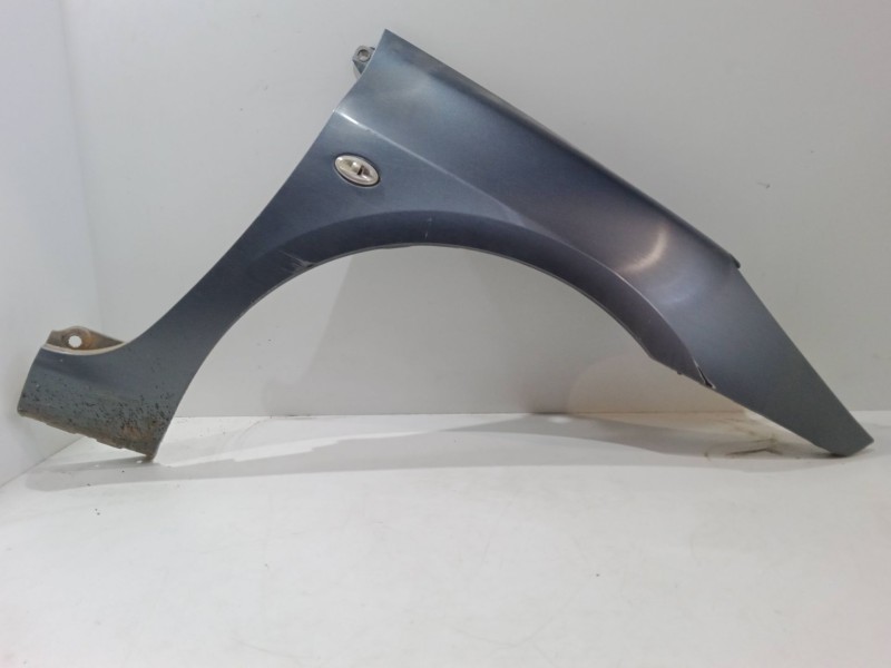 Recambio de aleta delantera derecha para peugeot 307 sw (3h) 1.6 16v referencia OEM IAM   