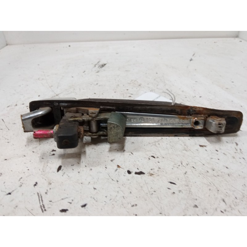 Recambio de maneta exterior puerta trasera derecha para mercedes-benz 123 t-model (s123) 240 t d (123.183) referencia OEM IAM 12