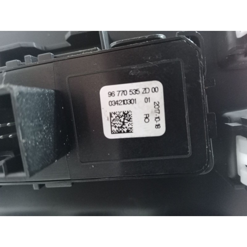 Recambio de conector usb / aux para citroën c3 aircross ii (2r_, 2c_) 1.2 puretech 110 (2rhnzb, 2rhnzw, 2rhnpx, 2rhnpj) referenc