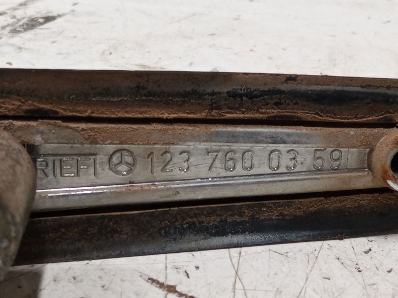 Recambio de maneta exterior puerta trasera izquierda para mercedes-benz 123 t-model (s123) 240 t d (123.183) referencia OEM IAM 