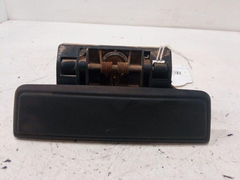 Recambio de maneta exterior puerta trasera izquierda para peugeot 205 sr referencia OEM IAM   