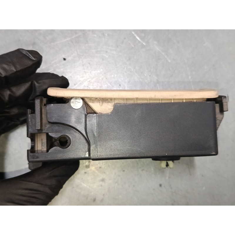 Recambio de maneta interior delantera derecha para ford tourneo connect 1.8 tdci referencia OEM IAM 2T14V266A6  