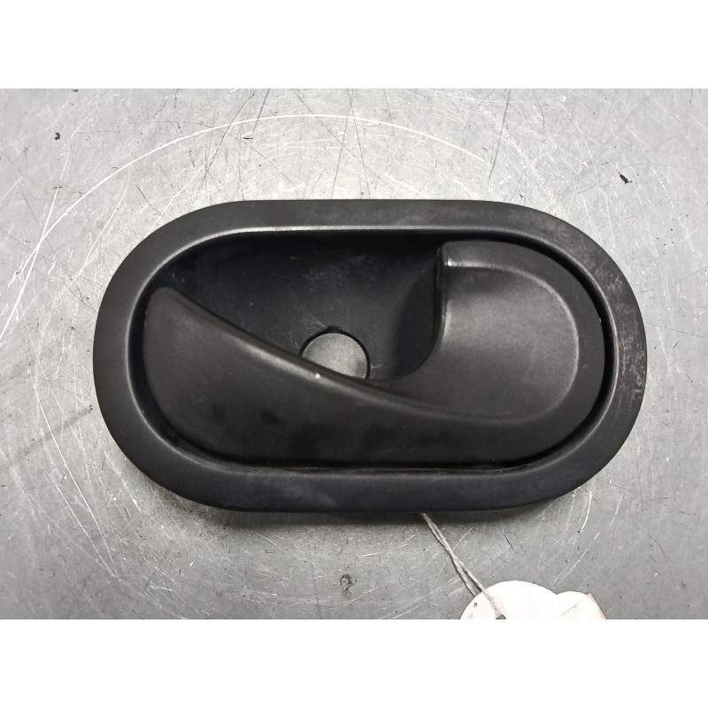 Recambio de maneta interior puerta delantera derecha para renault clio iii grandtour (kr0/1_) 1.5 dci (kr0g) referencia OEM IAM 