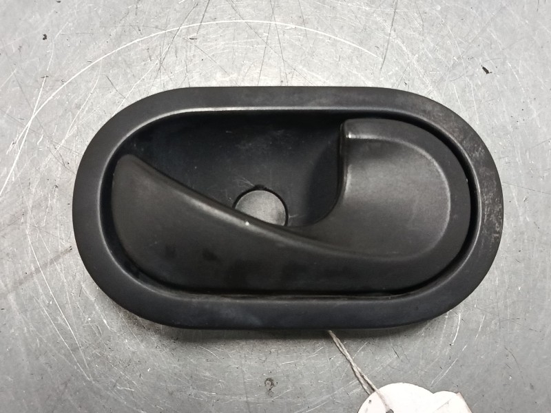 Recambio de maneta interior puerta delantera derecha para renault clio iii grandtour (kr0/1_) 1.5 dci (kr0g) referencia OEM IAM 