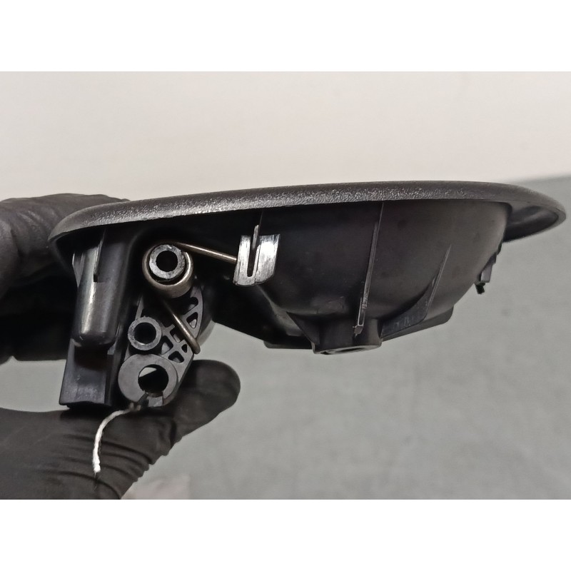 Recambio de maneta interior puerta delantera derecha para renault clio ii (bb_, cb_) 1.4 (b/cb0c, b/cb0s) referencia OEM IAM   