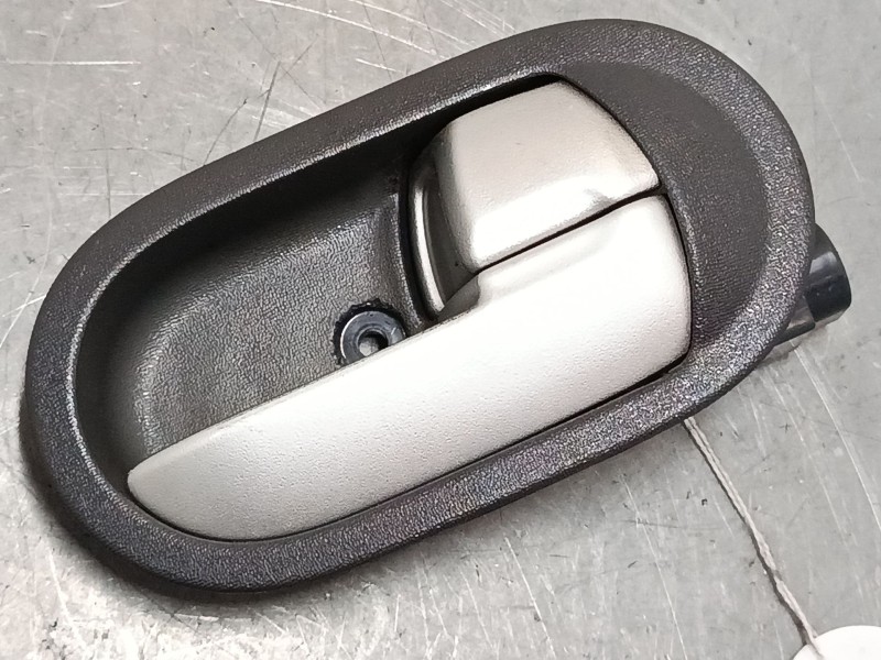 Recambio de maneta interior puerta delantera derecha para mitsubishi colt vi (z3_a, z2_a) 1.3 (z21a) referencia OEM IAM   