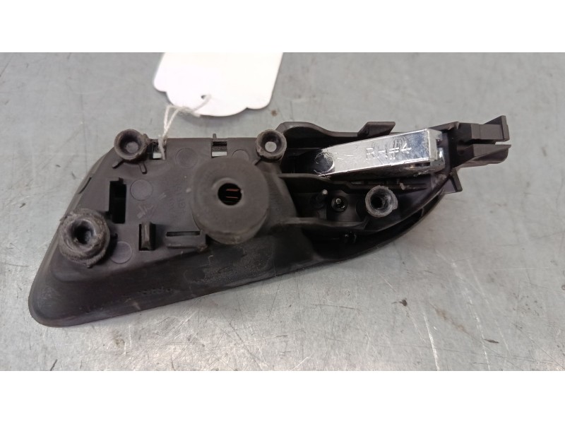 Recambio de maneta interior puerta delantera derecha para opel astra j (p10) 1.4 turbo (68) referencia OEM IAM   