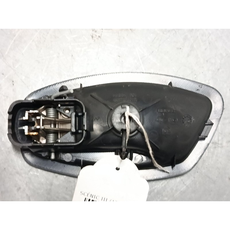 Recambio de maneta interior puerta delantera derecha para renault scénic iii (jz0/1_) 1.5 dci referencia OEM IAM 826720001R  