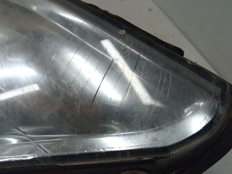 Recambio de faro izquierdo para ford focus i (daw, dbw) 1.8 turbo di / tddi referencia OEM IAM   