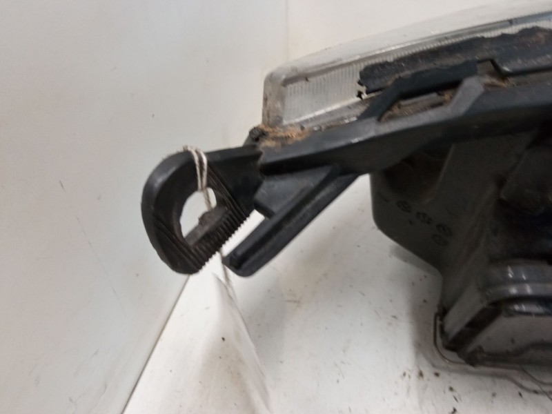 Recambio de faro izquierdo para ford focus i (daw, dbw) 1.8 turbo di / tddi referencia OEM IAM   