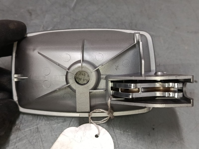 Recambio de maneta interior puerta trasera izquierda para bmw 7 (e65, e66, e67) 730 i, li referencia OEM IAM 7024303  