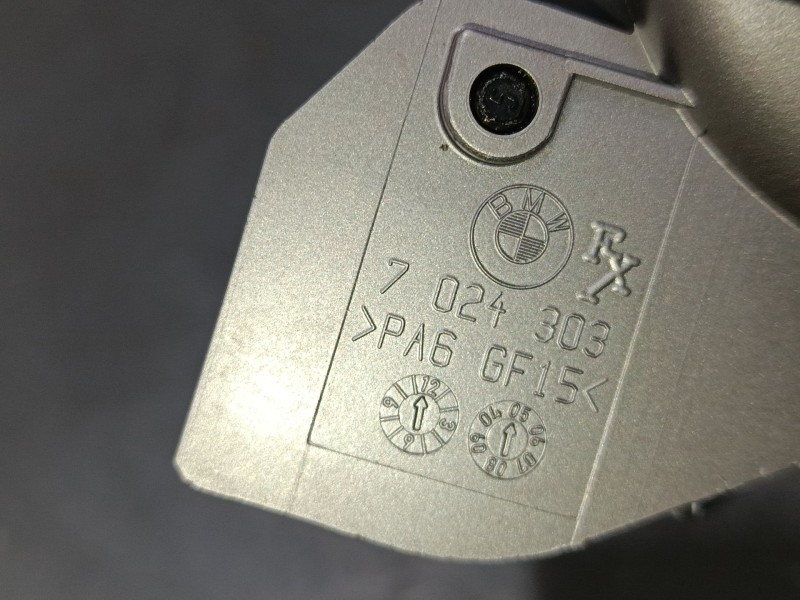 Recambio de maneta interior puerta trasera izquierda para bmw 7 (e65, e66, e67) 730 i, li referencia OEM IAM 7024303  