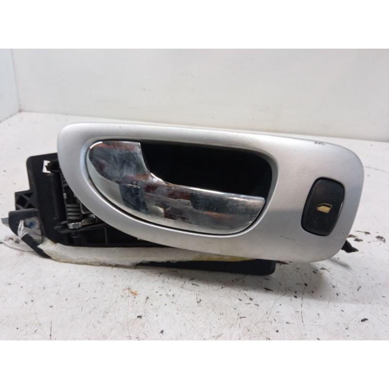 Recambio de maneta interior puerta trasera izquierda para peugeot 307 sw (3h) 1.6 hdi 110 referencia OEM IAM 9643604577  