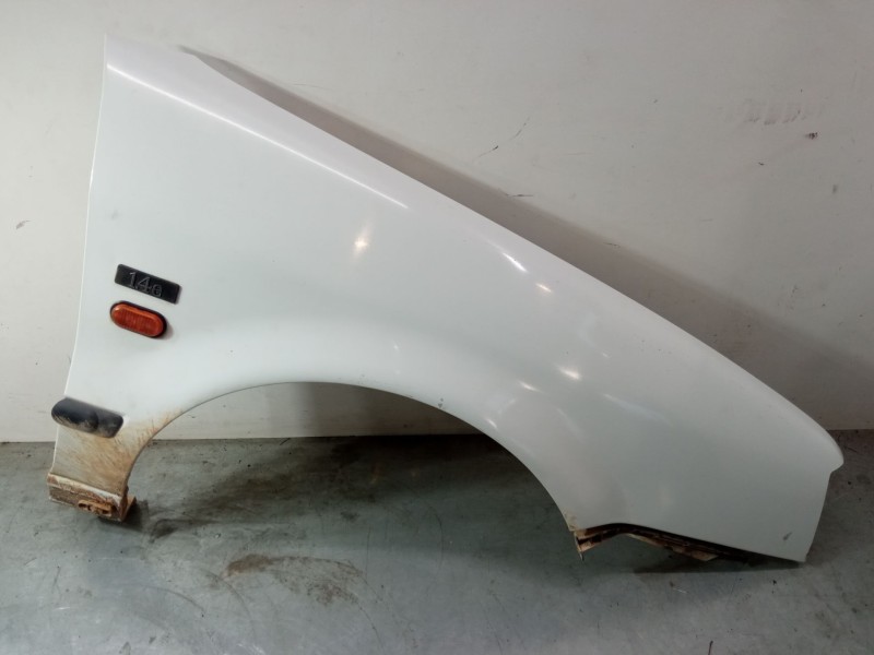 Recambio de aleta delantera derecha para renault 19 ii (b/c53_) 1.4 referencia OEM IAM   