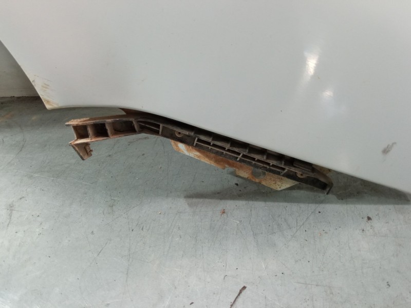 Recambio de aleta delantera derecha para renault 19 ii (b/c53_) 1.4 referencia OEM IAM   