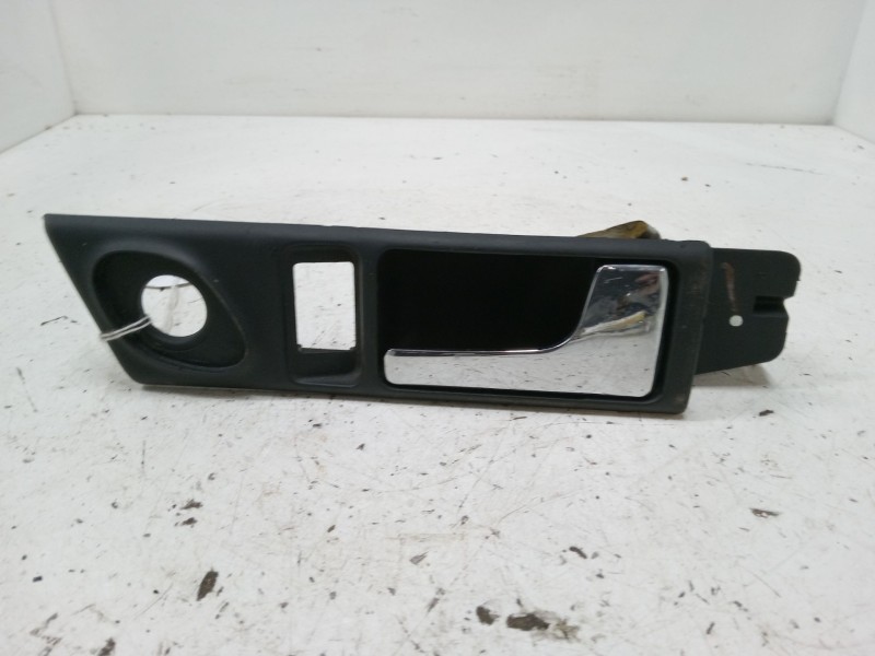 Recambio de maneta interior puerta trasera derecha para audi 100 c4 sedán (4a2) 2.3 e referencia OEM IAM   