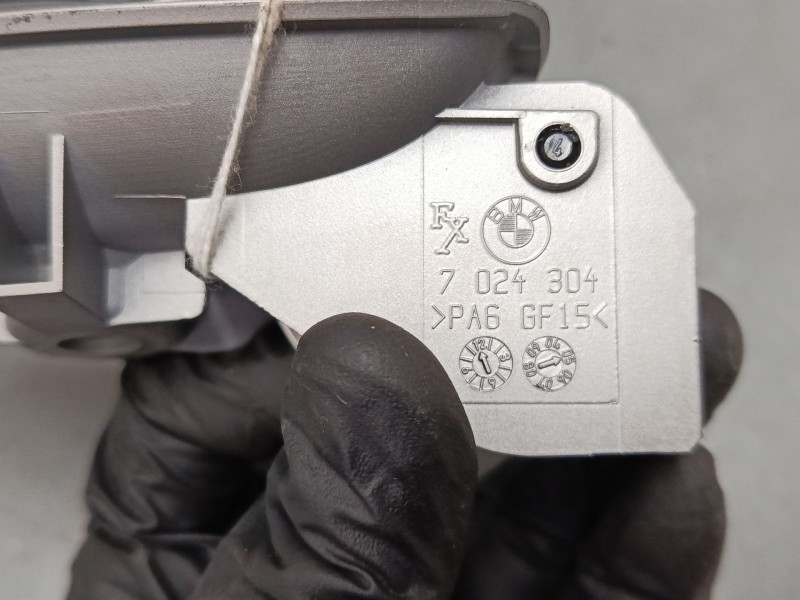 Recambio de maneta interior puerta trasera derecha para bmw 7 (e65, e66, e67) 730 i, li referencia OEM IAM 7024304  