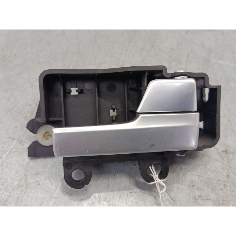 Recambio de maneta interior puerta delantera derecha para ford focus ii (da_, hcp, dp) 1.6 ti referencia OEM IAM R22600  