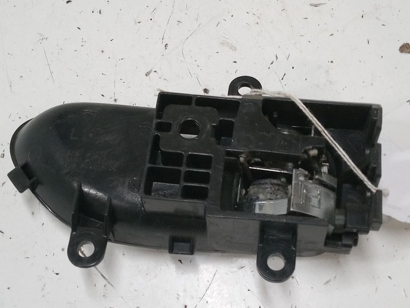 Recambio de maneta interior puerta delantera izquierda para nissan x-trail ii (t31) 2.0 dci referencia OEM IAM   