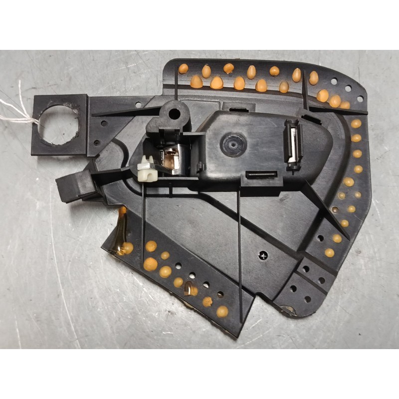 Recambio de maneta interior puerta delantera derecha para mercedes-benz clase m (w163) ml 270 cdi (163.113) referencia OEM IAM  