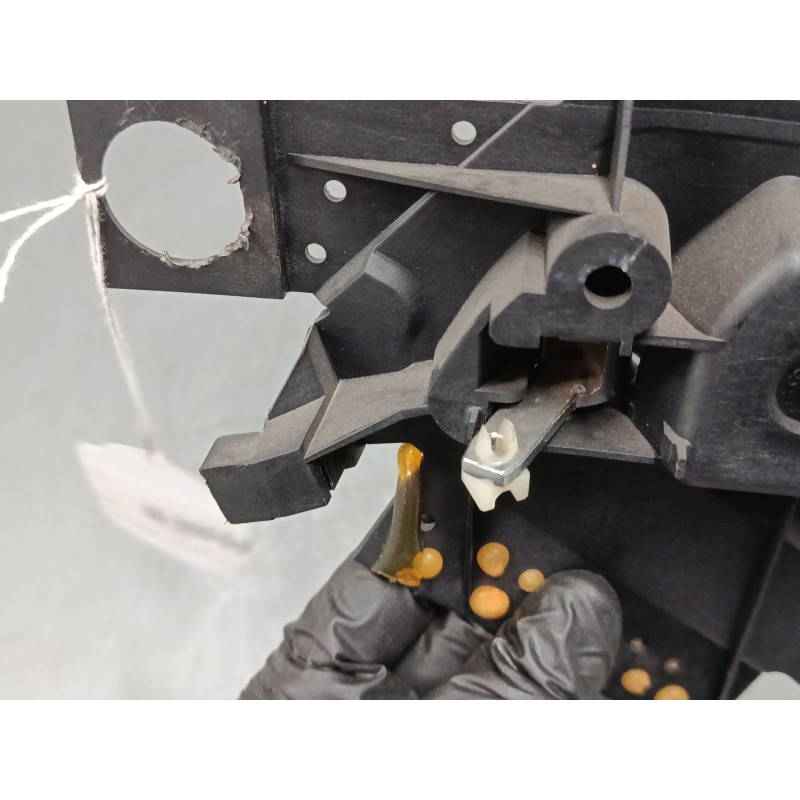 Recambio de maneta interior puerta delantera derecha para mercedes-benz clase m (w163) ml 270 cdi (163.113) referencia OEM IAM  