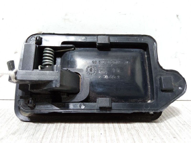 Recambio de maneta interior puerta delantera derecha para peugeot 106 ii (1a_, 1c_) 1.5 d referencia OEM IAM 9251957377  