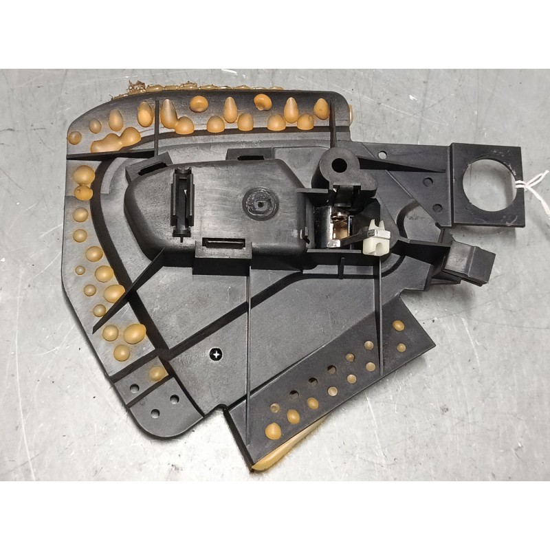 Recambio de maneta interior puerta delantera izquierda para mercedes-benz clase m (w163) ml 270 cdi (163.113) referencia OEM IAM