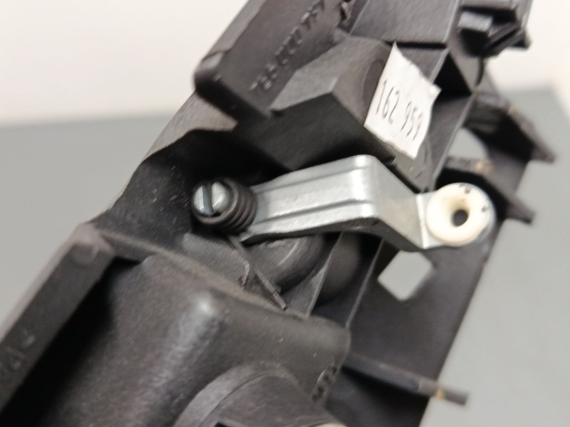 Recambio de maneta interior puerta delantera izquierda para opel corsa d (s07) 1.2 (l08, l68) referencia OEM IAM   