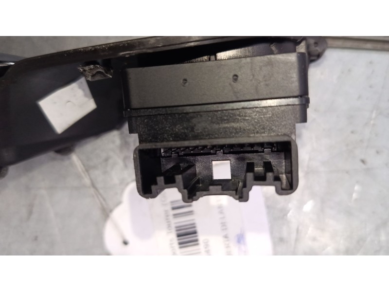 Recambio de maneta interior puerta delantera izquierda para opel insignia a sports tourer (g09) 2.0 cdti (35) referencia OEM IAM