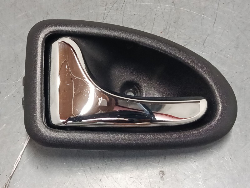 Recambio de maneta interior puerta delantera izquierda para renault clio ii (bb_, cb_) 1.4 (b/cb0c, b/cb0s) referencia OEM IAM  
