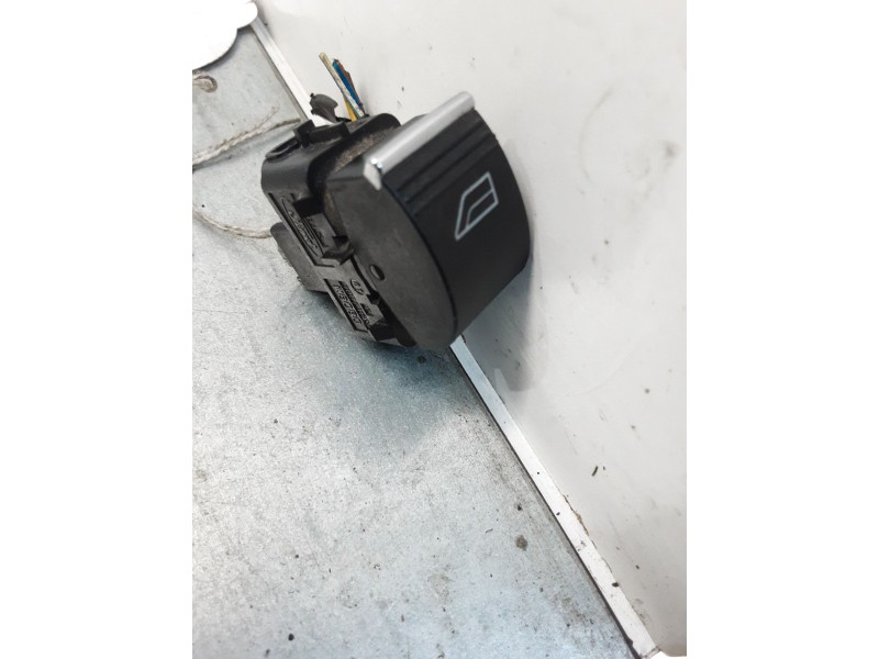 Recambio de maneta interior puerta trasera izquierda para ford c-max ii (dxa/cb7, dxa/ceu) 1.0 ecoboost referencia OEM IAM BM5T1