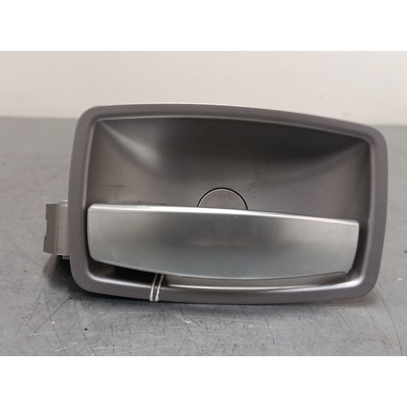 Recambio de maneta interior puerta delantera izquierda para bmw 7 (e65, e66, e67) 730 i, li referencia OEM IAM 7024303  