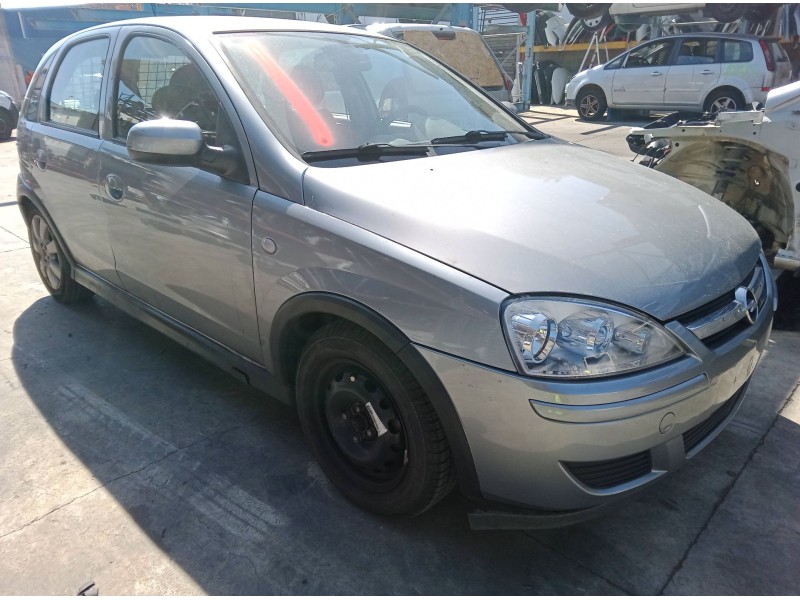 opel corsa c (x01) del año 2006