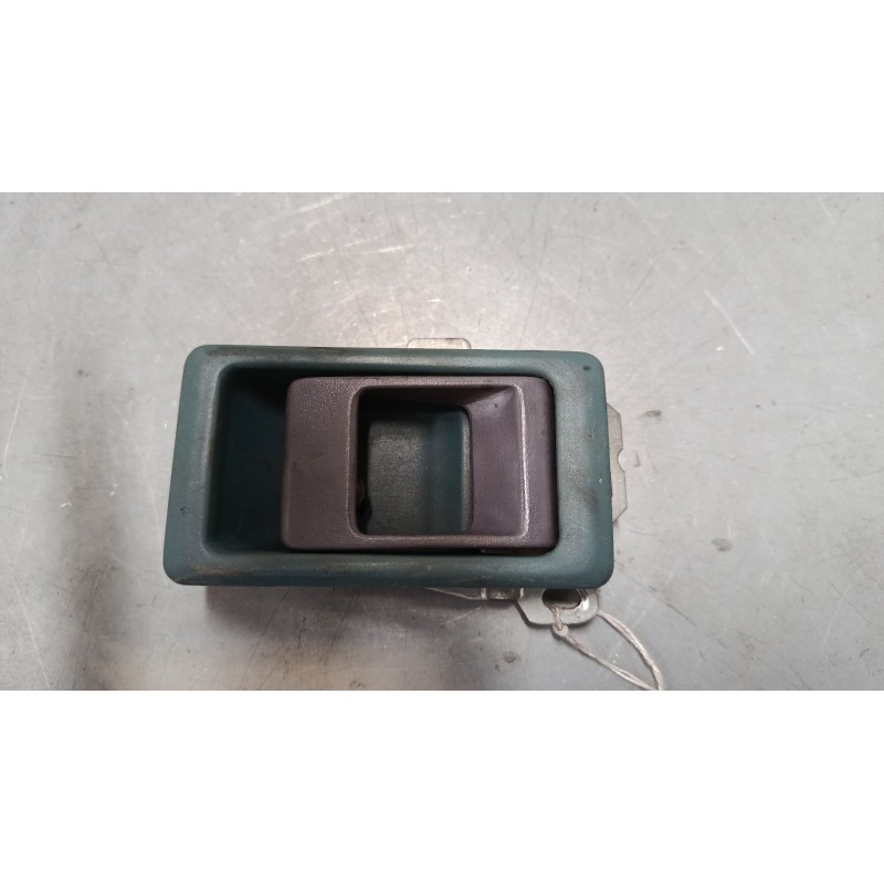 Recambio de maneta interior puerta delantera izquierda para land rover freelander i (l314) 2.0 di 4x4 referencia OEM IAM   