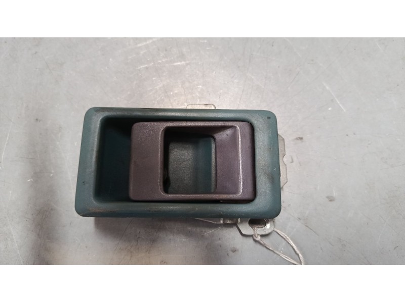 Recambio de maneta interior puerta delantera izquierda para land rover freelander i (l314) 2.0 di 4x4 referencia OEM IAM   