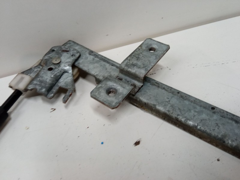 Recambio de elevalunas delantero derecho para nissan terrano ii (r20) 2.7 tdi 4wd referencia OEM IAM   