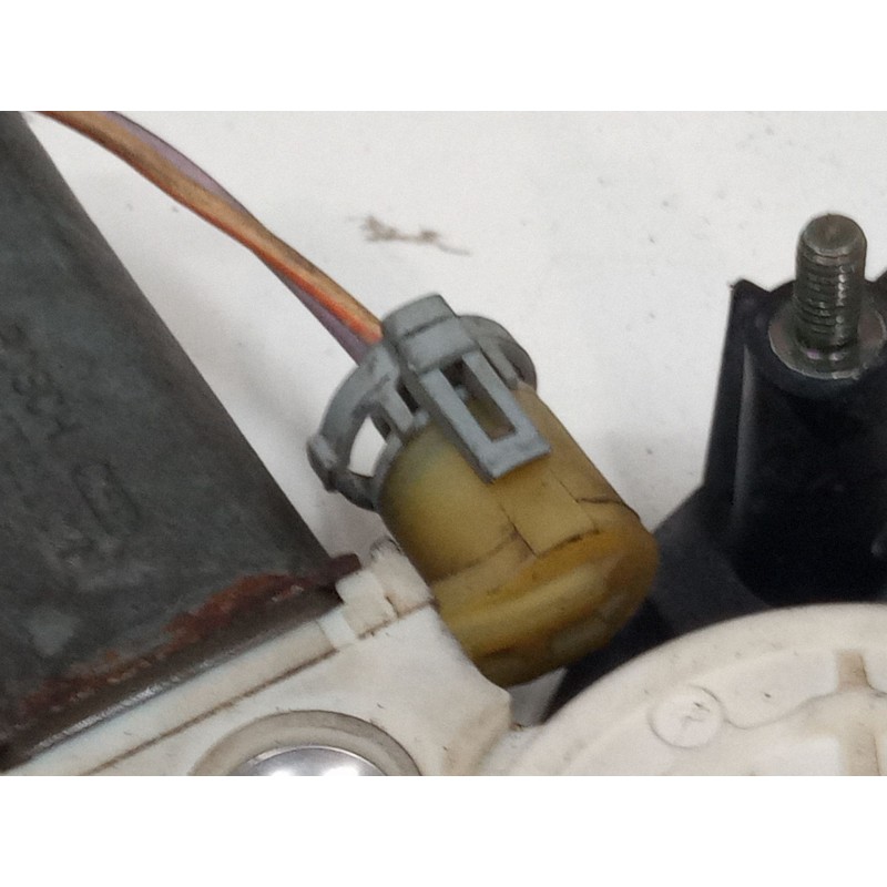 Recambio de elevalunas electrico delantero derecho para renault clio ii (bb_, cb_) 1.2 16v (bb05, bb0w, bb11, bb27, bb2t, bb2u, 