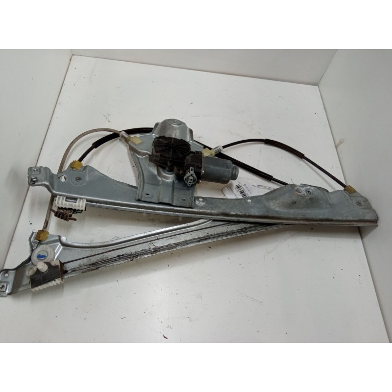 Recambio de elevalunas electrico delantero derecho para renault clio iii grandtour (kr0/1_) 1.2 16v (kr0p) referencia OEM IAM   