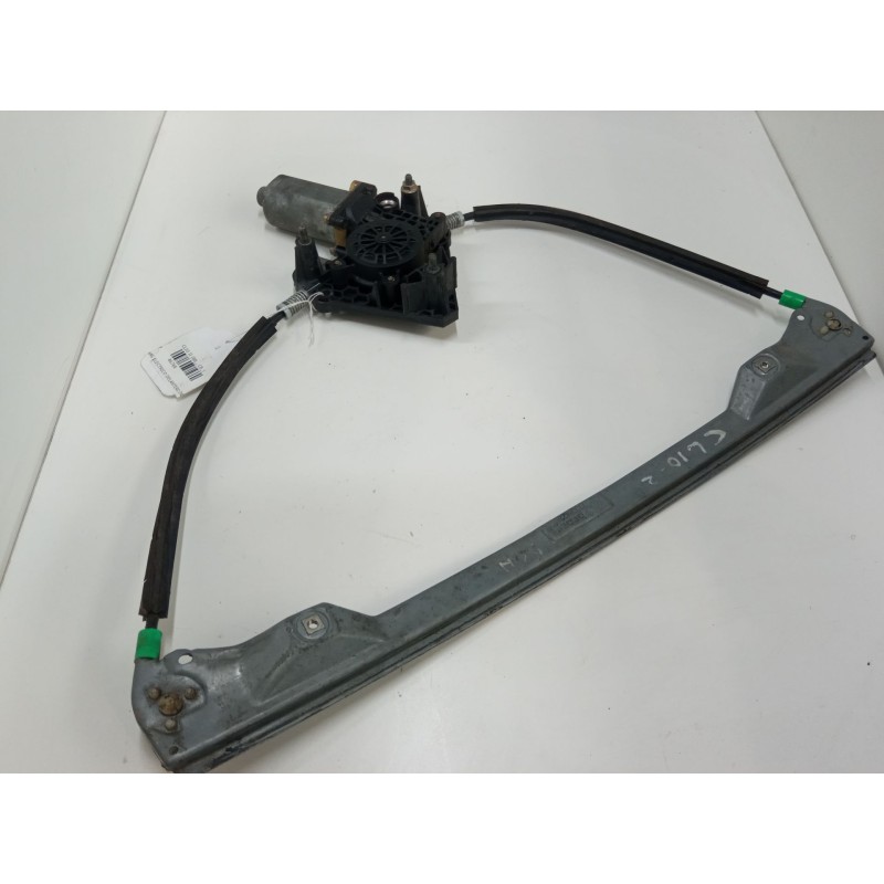 Recambio de elevalunas electrico delantero derecho para renault clio ii (bb_, cb_) 1.5 dci (b/cb07) referencia OEM IAM 77008422 