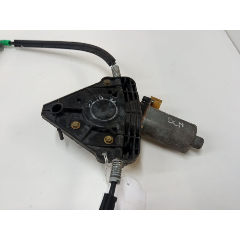 Recambio de elevalunas electrico delantero derecho para renault clio ii (bb_, cb_) 1.5 dci (b/cb07) referencia OEM IAM 77008422 