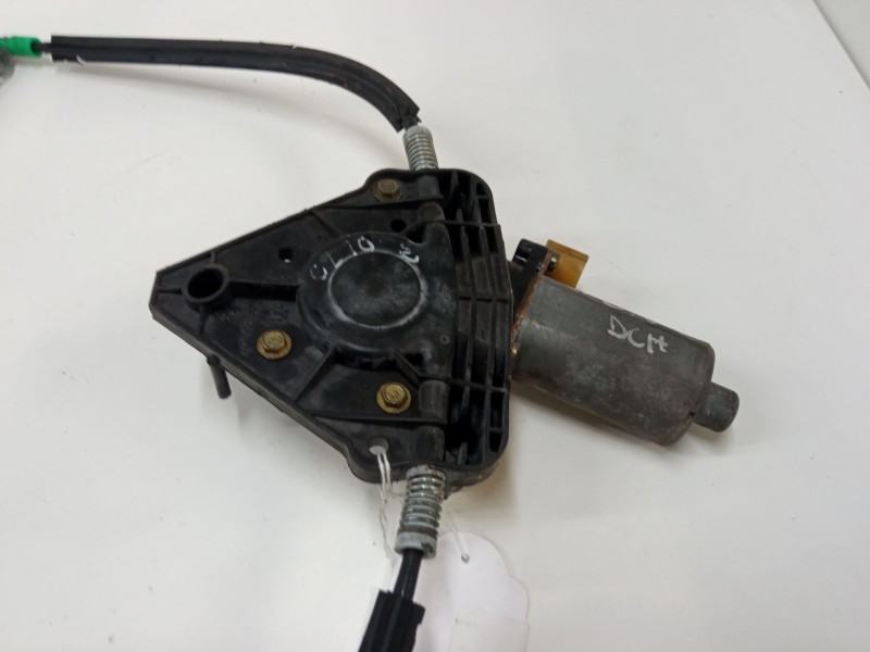 Recambio de elevalunas electrico delantero derecho para renault clio ii (bb_, cb_) 1.5 dci (b/cb07) referencia OEM IAM 77008422 