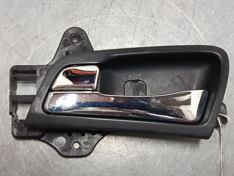 Recambio de maneta interior puerta delantera izquierda para hyundai i30 (fd) 1.6 crdi referencia OEM IAM 826112L000  