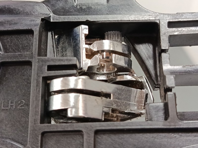 Recambio de maneta interior puerta delantera izquierda para hyundai i30 (fd) 1.6 crdi referencia OEM IAM 826112L000  