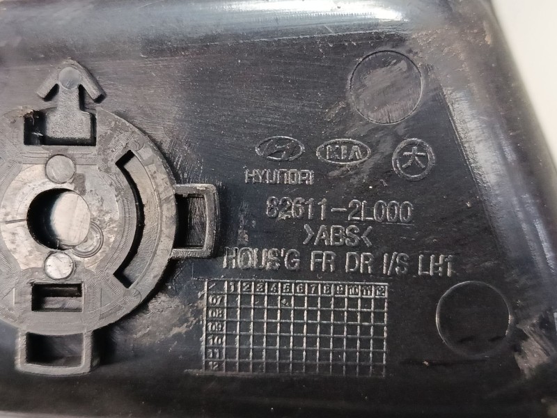 Recambio de maneta interior puerta delantera izquierda para hyundai i30 (fd) 1.6 crdi referencia OEM IAM 826112L000  