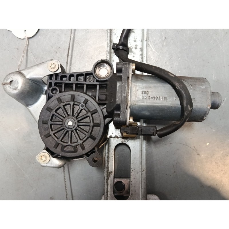 Recambio de elevalunas electrico delantero derecho para mercedes-benz clase a (w168) a 170 cdi (168.008) referencia OEM IAM 1917